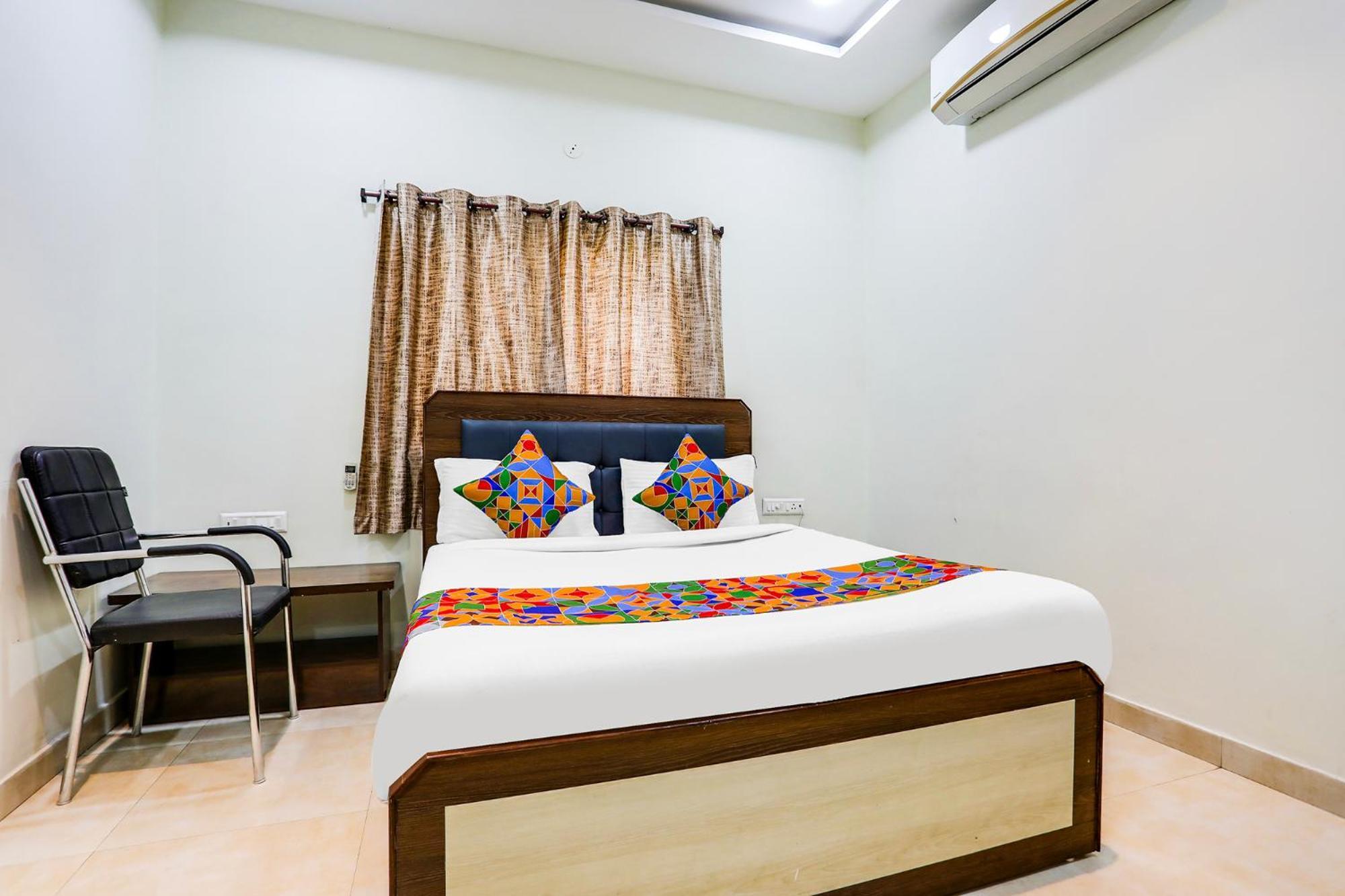 Fabhotel Johar Inn Rāipur Екстериор снимка