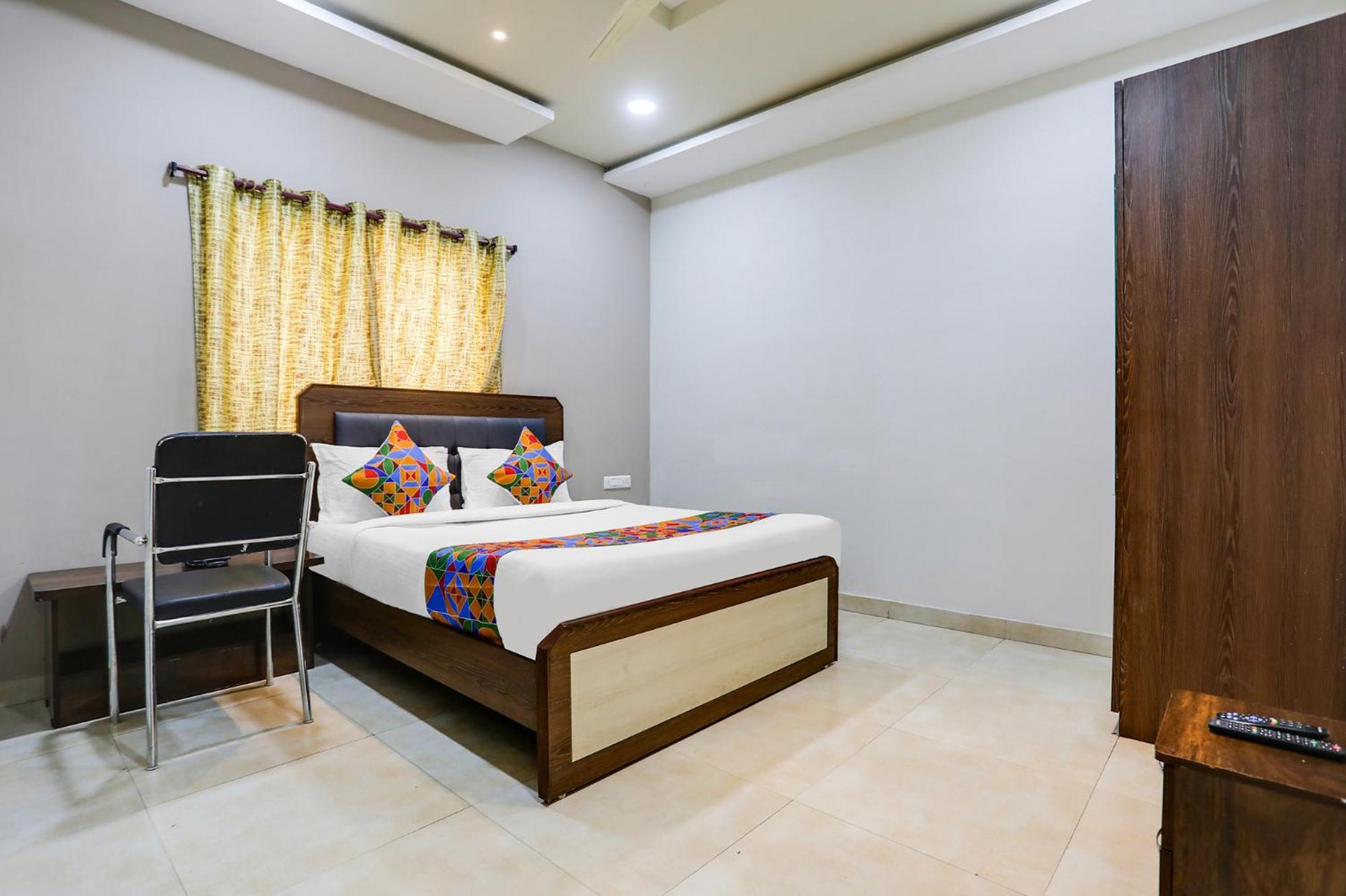 Fabhotel Johar Inn Rāipur Екстериор снимка