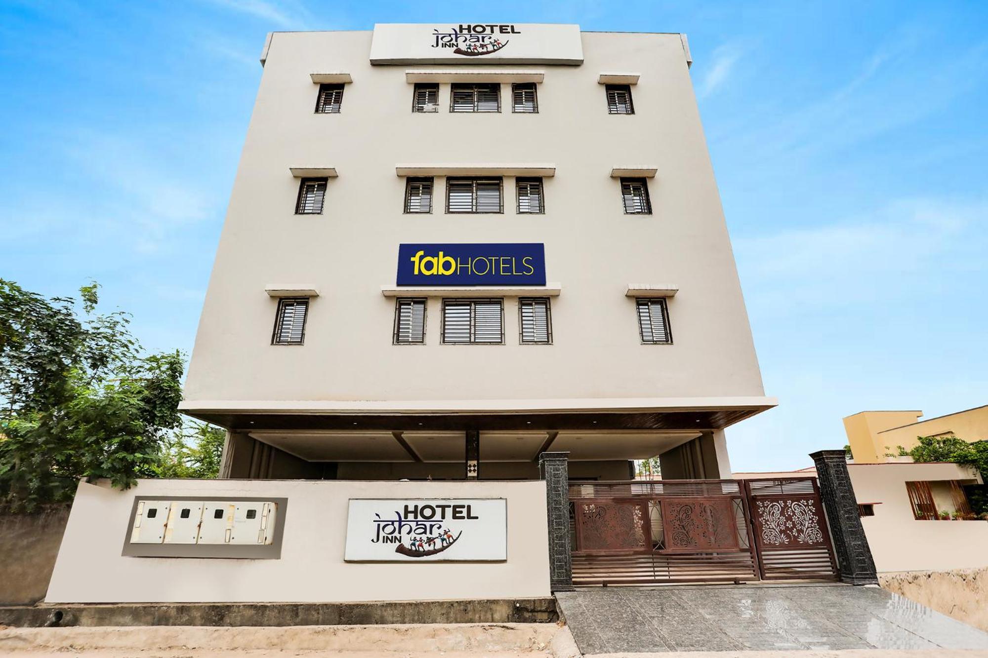Fabhotel Johar Inn Rāipur Екстериор снимка